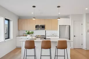 75 Chestnut St, Portland, ME 04101 - Photo 6