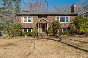 30 Bay Park Dr, Topsham, ME 04086 - Photo 2