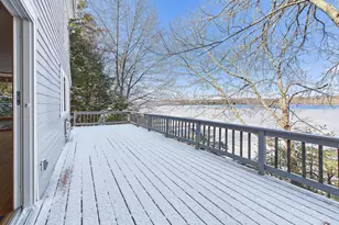 956 Memorial Dr, Winthrop, ME 04364 - Photo 6