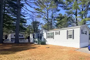 19 Larry Ln, Brunswick, ME 04011 - Photo 1