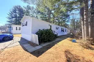19 Larry Ln, Brunswick, ME 04011 - Photo 2