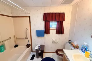 19 Larry Ln, Brunswick, ME 04011 - Photo 14