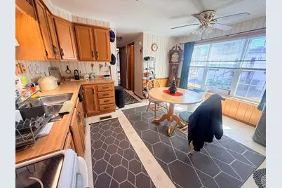 19 Larry Lane, Brunswick, ME 04011 - Photo 8