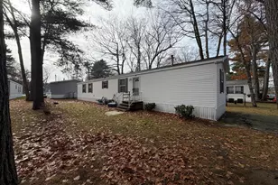 15 Candy Ln, Brunswick, ME 04011 - Photo 2