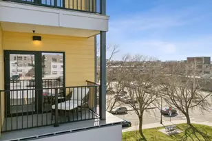 75 Chestnut St, Portland, ME 04102 - Photo 18