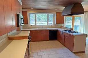 685 Main Rd, Holden, ME 04429 - Photo 14
