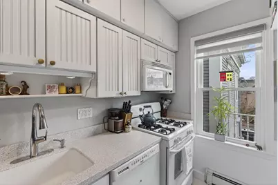 81 Quebec Street #5, Portland, ME 04101 - Photo 14