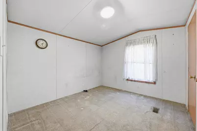 402 Lowell Town Road, Wiscasset, ME 04578 - Photo 10