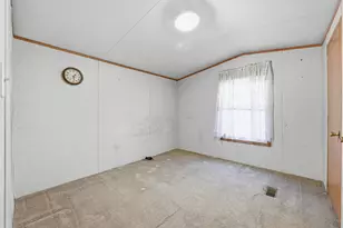 402 Lowell Town Rd, Wiscasset, ME 04578 - Photo 10