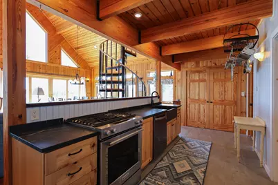 28 City Point Road, Vinalhaven, ME 04863 - Photo 16