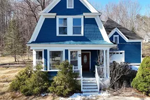 27 Turner St, Buckfield, ME 04220 - Photo 2