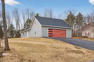 6 Village Green Cir, Oakland, ME 04901 - Photo 4