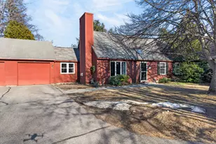 84 Willow Grove Rd, Brunswick, ME 04011 - Photo 4