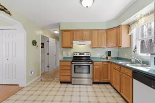 14 Hill Creek Dr, Kittery, ME 03904 - Photo 6