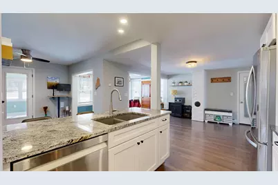 386 East Avenue, Lewiston, ME 04240 - Photo 44