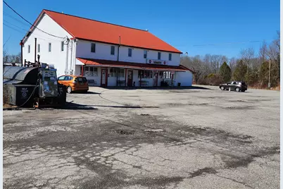 87 U.S. Highway 1, Verona, ME 04416 - Photo 2