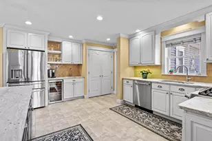 79 Charter Way, Auburn, ME 04210 - Photo 4