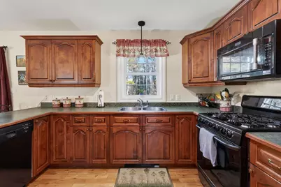 384 Pond Road, Lewiston, ME 04240 - Photo 8