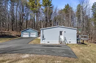 25 Birch St, Winthrop, ME 04364 - Photo 24