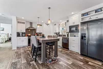 25 Birch Street, Winthrop, ME 04364 - Photo 8