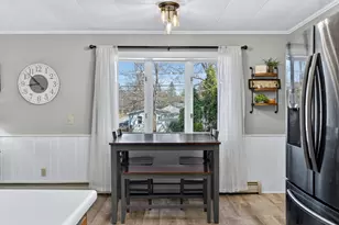 99 Main St, Lisbon, ME 04252 - Photo 18