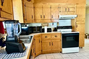 158 Pleasant Ave, Madawaska, ME 04756 - Photo 12