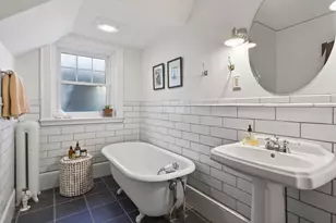 135 Brackett St, Portland, ME 04102 - Photo 16