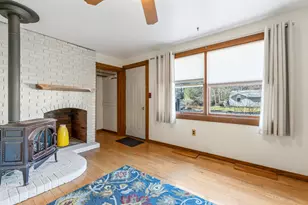 43 Hennessey Ave, Brunswick, ME 04011 - Photo 6