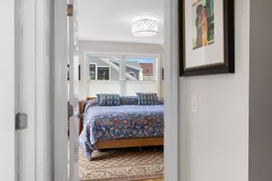 81 Crescent St, Rockland, ME 04841 - Photo 12