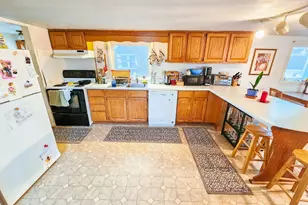 128 Middle St, Farmington, ME 04938 - Photo 86