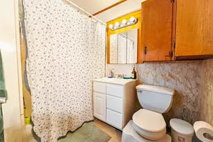 128 Middle St, Farmington, ME 04938 - Photo 110