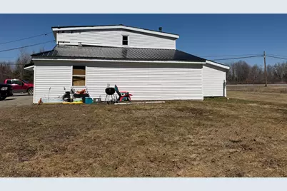 442 W Broadway, Lincoln, ME 04457 - Photo 10