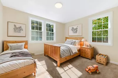 15 Moore Avenue, Auburn, ME 04210 - Photo 24