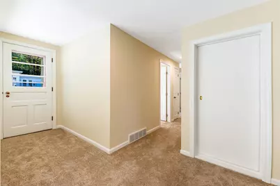 15 Moore Avenue, Auburn, ME 04210 - Photo 20