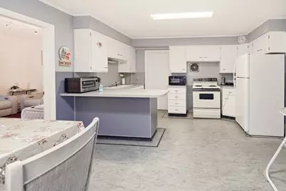 104 S Main Street, Auburn, ME 04210 - Photo 30