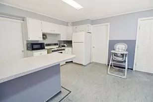 104 S Main St, Auburn, ME 04210 - Photo 32