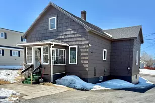 136 12th Ave, Madawaska, ME 04756 - Photo 4