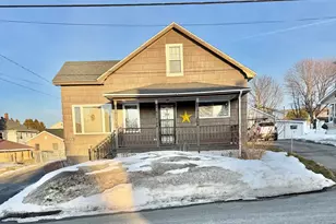 136 12th Ave, Madawaska, ME 04756 - Photo 2