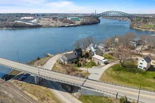 30 Bridge St, Kittery, ME 03904 - Photo 6