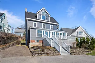 30 Bridge St, Kittery, ME 03904 - Photo 16