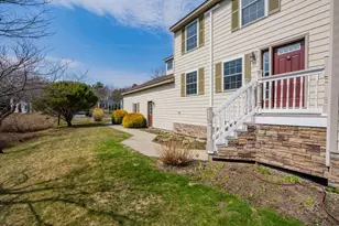 2 Courtlynn Cir, Saco, ME 04072 - Photo 8