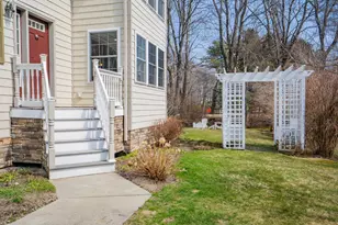 2 Courtlynn Cir, Saco, ME 04072 - Photo 10