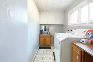 1294 Sabattus St, Lewiston, ME 04240 - Photo 32