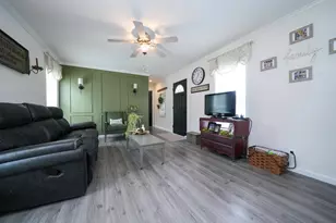 979 Essex St, Bangor, ME 04401 - Photo 14