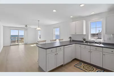 790 York Street #4, York, ME 03909 - Photo 6