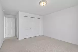 790 York St, York, ME 03909 - Photo 14