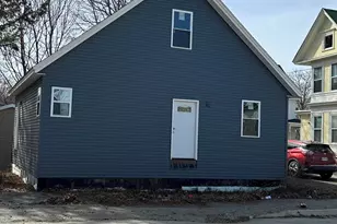 24 Prentiss St, Bangor, ME 04401 - Photo 2