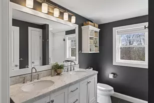 28 Elmwood Ave, Scarborough, ME 04074 - Photo 20