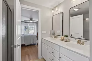 28 Elmwood Ave, Scarborough, ME 04074 - Photo 16