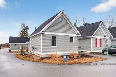 994 Portland Road #16, Saco, ME 04072 - Photo 4